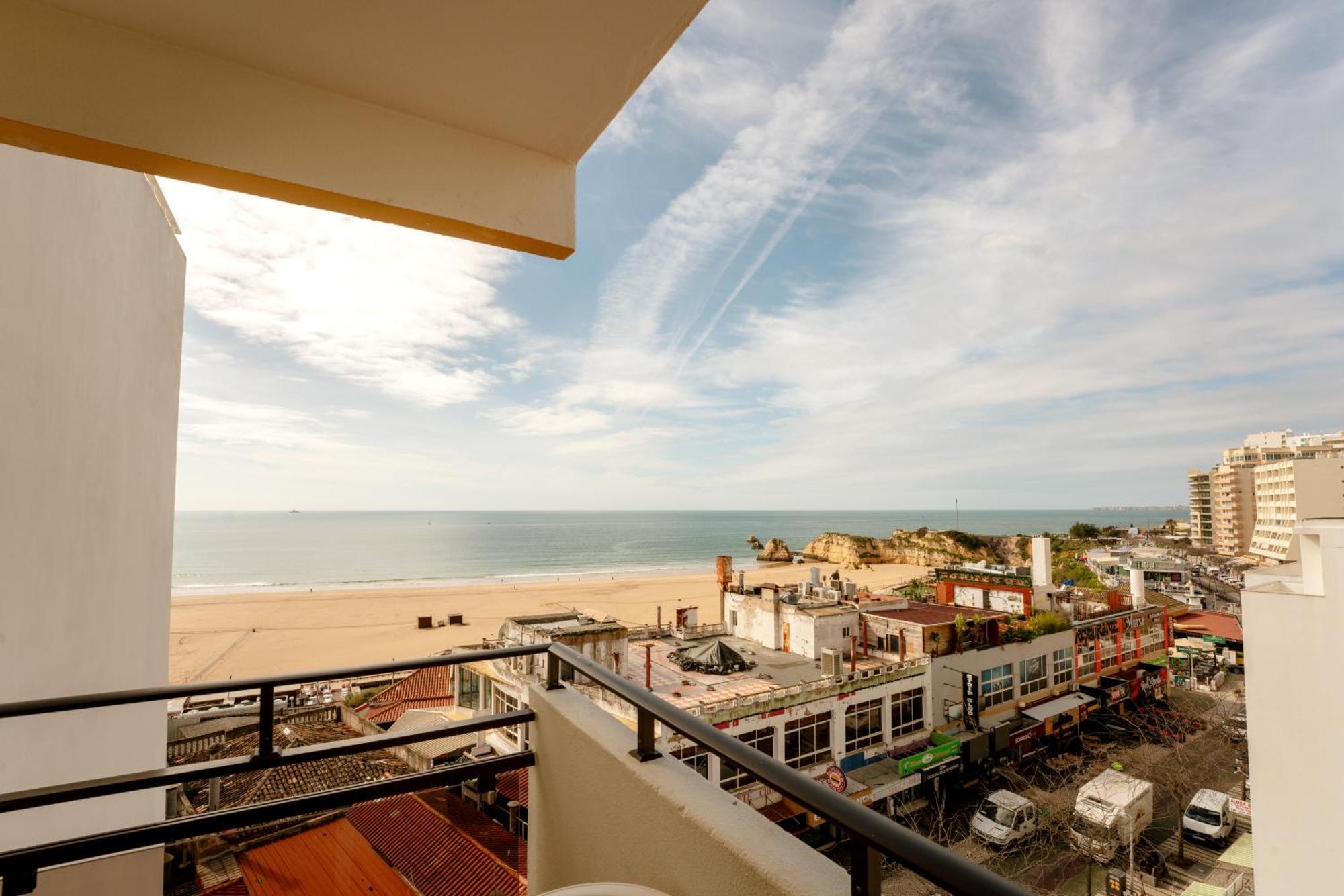 Hotel Avenida Praia Портіман Екстер'єр фото